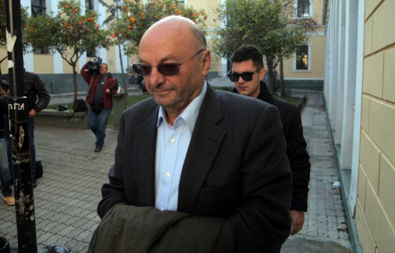 Προφυλακιστέος ο Δ. Παπαχρήστος - Media