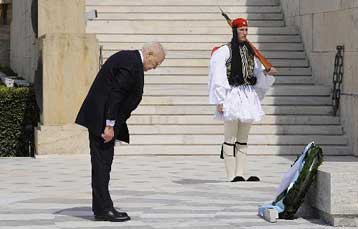 Προεδρία της Δημοκρατίας: Ο Κ. Παπούλιας θα εξαντλήσει τη θητεία του - Media