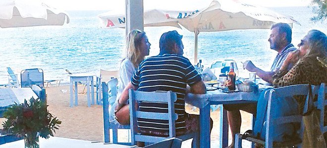 Η Χριστίνα Παππά απαντά για την σχέση της με τον Μιλτιάδη Βαρβιτσιώτη - Media