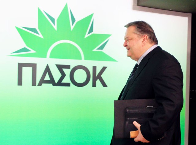 Μουρμούρα στο ΠΑΣΟΚ για Σαμαρά – Χρυσή Αυγή - Media