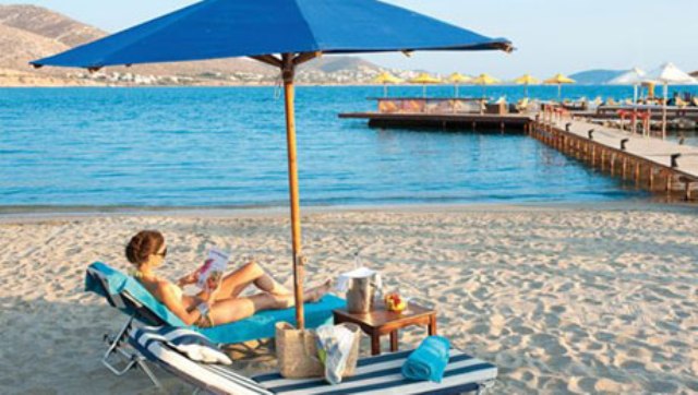 Πλαφόν στις τιμές των κυλικείων που λειτουργούν στις οργανωμένες παραλίες  - Media