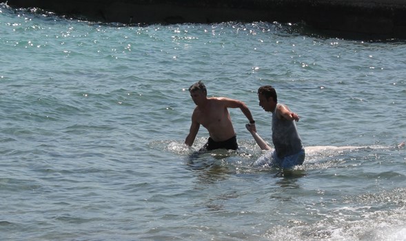 Πνίγηκαν 14 λουόμενοι μέσα σε 24 ώρες - Media