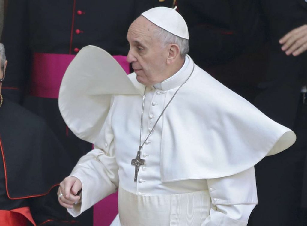 «Λιτό» προφίλ υιοθετεί ο νέος Πάπας Φραγκίσκος Α΄ - Media