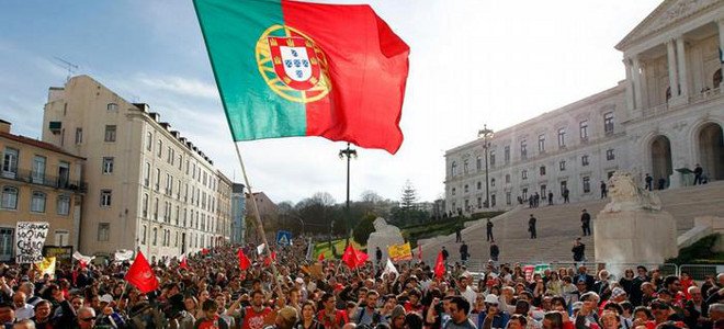 Βγαίνει από το μνημόνιο η Πορτογαλία - Media