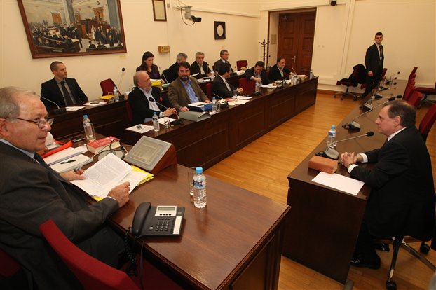 Παράταση ζητά η Προανακριτική για τη λίστα - Media