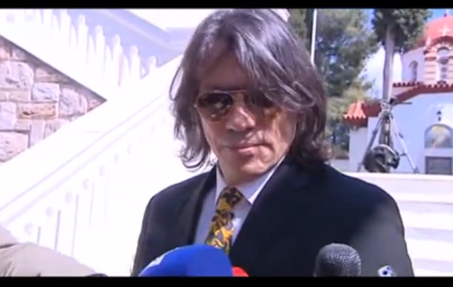 Ο δήμαρχος Ψινάκης πάντρεψε : «Και στα δικά μας οι λεύτερες!»(Video) - Media