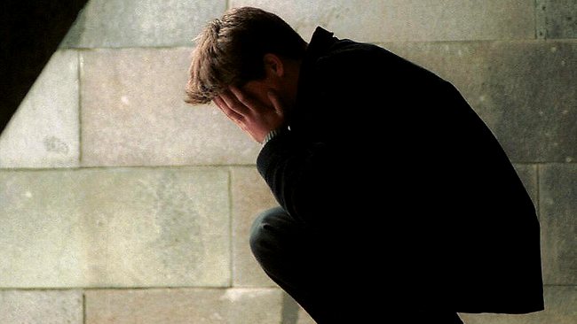 Στον Καιάδα πετά τους ψυχικά πάσχοντες η κυβέρνηση του μνημονίου - Media