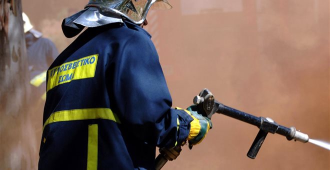 Νεκρή νεαρή γυναίκα σε πυρκαγιά στην Κυψέλη - Media