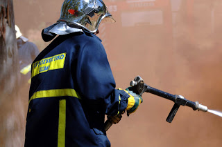 Δύο νεκροί σε πυρκαγιά στην Καλλιθέα - Media