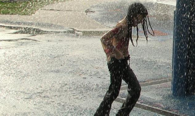 Βροχερό και σήμερα το σκηνικό του καιρού - Media