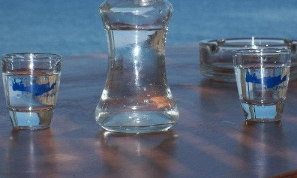 Στην Εντατική 14χρονος από την πολλή… ρακή! - Media