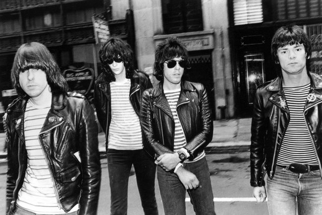 Πέθανε ο τελευταίος των Ramones - Media