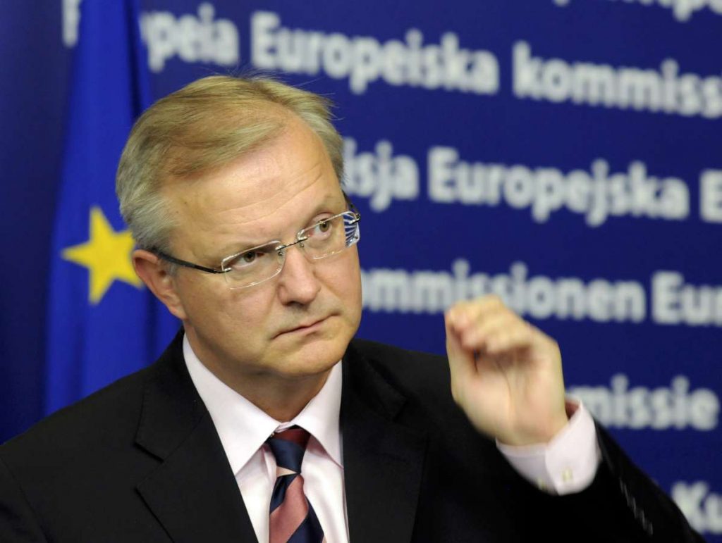 Telegraph: Ο Όλι Ρεν όφειλε να παραιτηθεί για εγκλήματα κατά της Ελλάδας... - Media