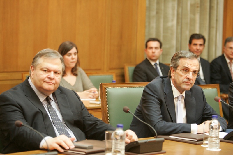 Διαψεύδει ο Σαμαράς ότι η Ν.Δ. «θα κατέβει» με το ΠΑΣΟΚ - Media