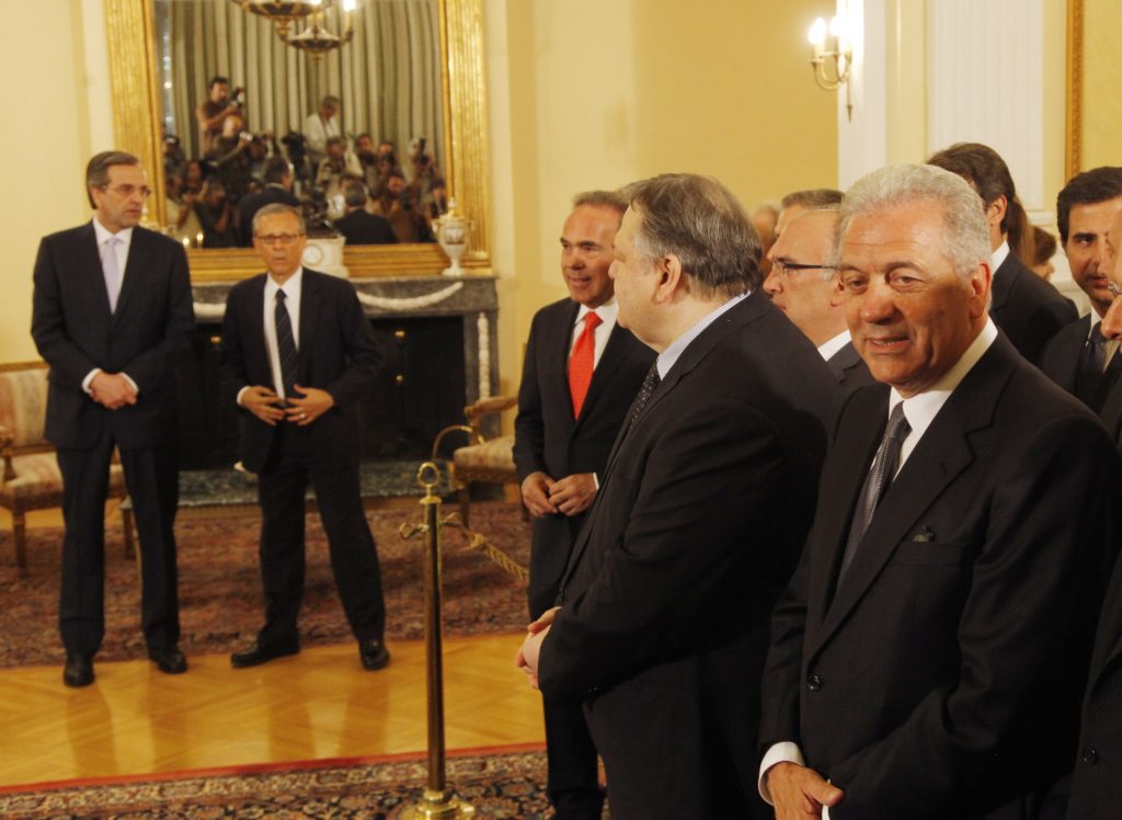 Η πρώτη συνεδρίαση του νέου υπουργικού συμβουλίου - Media