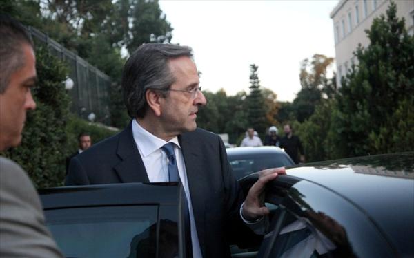 Η νέα χούντα έρχεται από το  Παρίσι - Media