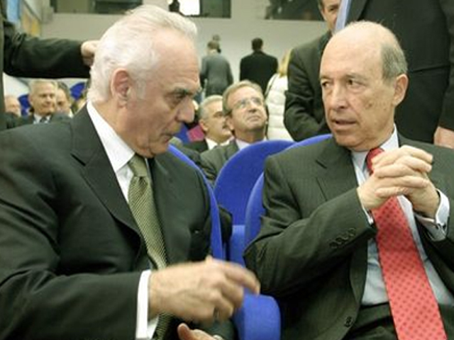 Να κληθεί ως μάρτυρας ο Σημίτης ζητά ο Τσοχατζόπουλος - Media