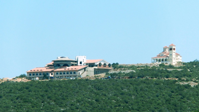 Τροπολογία-σκάνδαλο χαρίζει δημόσιο δάσος στο Ίδρυμα Όρους Σινά! - Media