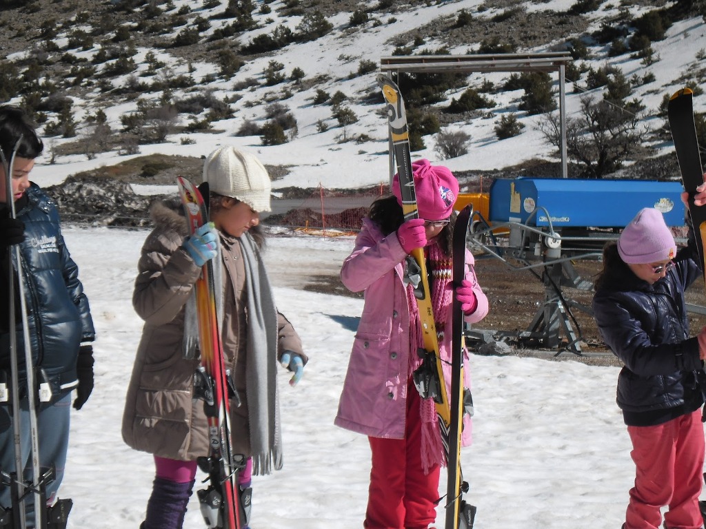Μία εβδομάδα επιπλέον διακοπές για τους μαθητές - Media