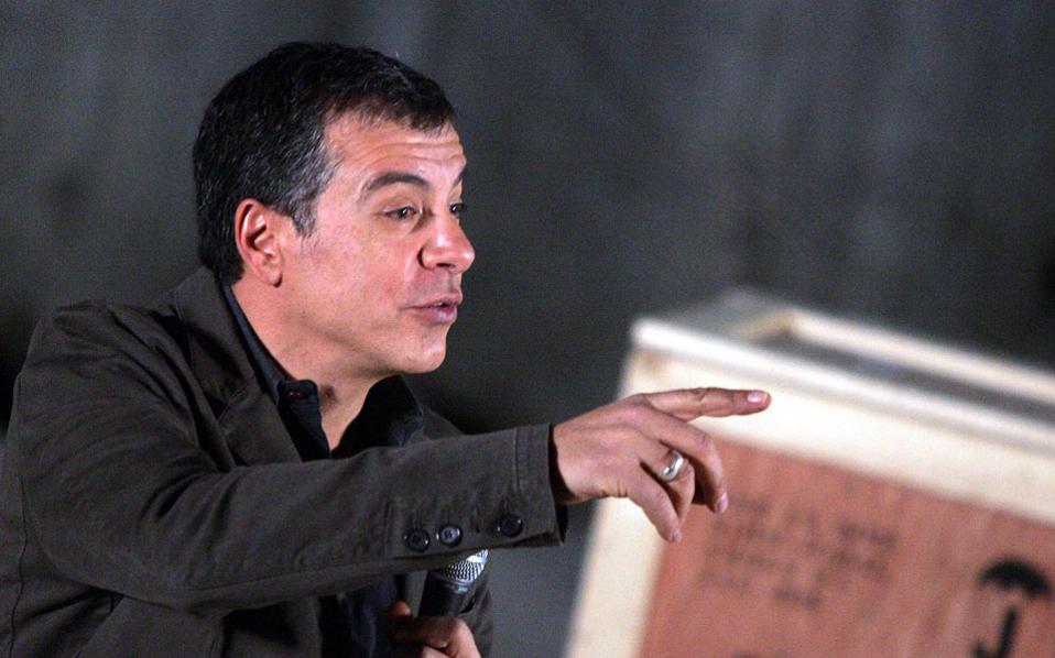 Θεοδωράκης: Ακροδεξιός ο Βορίδης, σταλινικός ο Λαφαζάνης - Η Εθνική Ελλάδος και το σύστημα «7-0-0» - Media