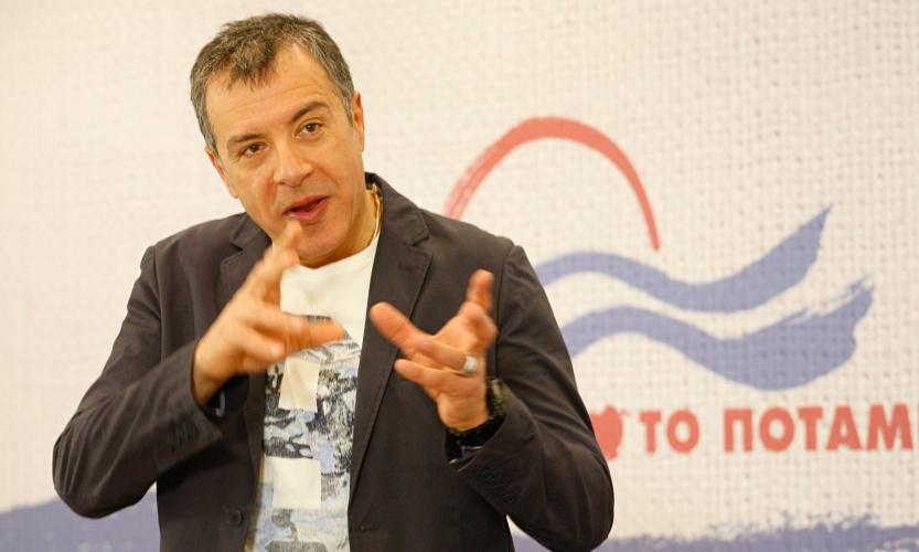Εκλογές το Νοέμβριο του 2015 θέλει ο Θεοδωράκης - Media