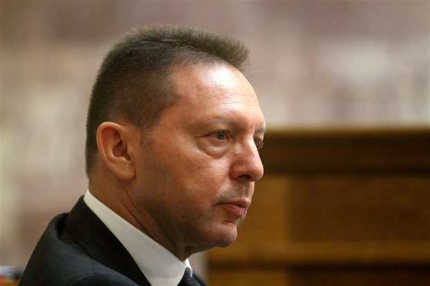 Στουρνάρας: Κοινωνικές παροχές μόνο όταν υπερκαλυφθούν οι στόχοι - Media