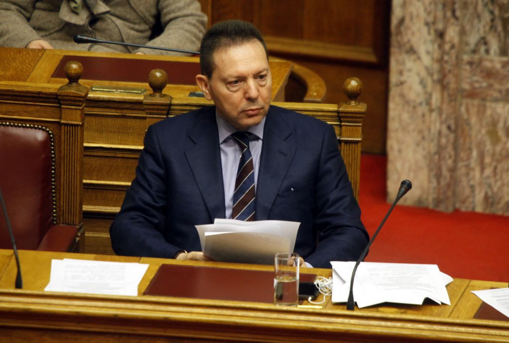 Πρωτογενές πλεόνασμα και φόρους πάνω από 2 δις προβλέπει το νέο Μεσοπρόθεσμο - Media