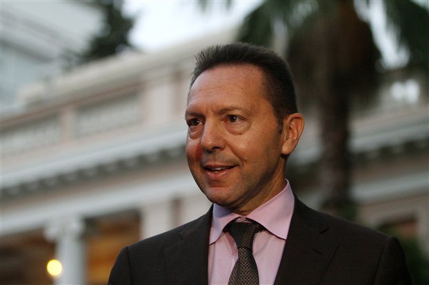 Αλλεπάλληλες συσκέψεις Στουρνάρα με τρόικα και Μαξίμου - Media