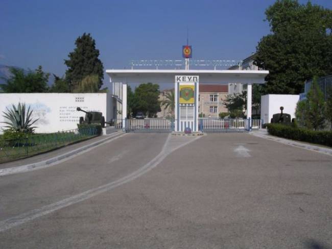 Ψάχνουν στρατόπεδο για να γίνει κέντρο κράτησης οφειλετών - Media