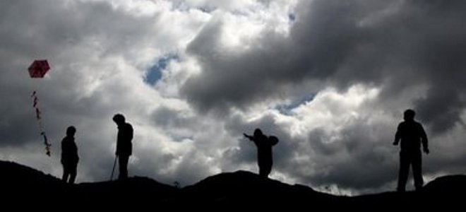 Βροχές και καταιγίδες την Καθαρά Δευτέρα - Media