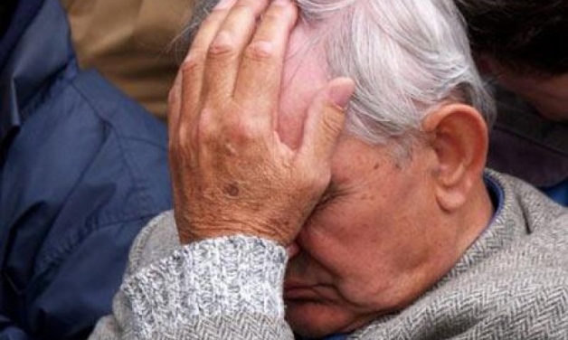 Μειώθηκαν κατά 40% οι συντάξεις σε τέσσερα χρόνια - Media