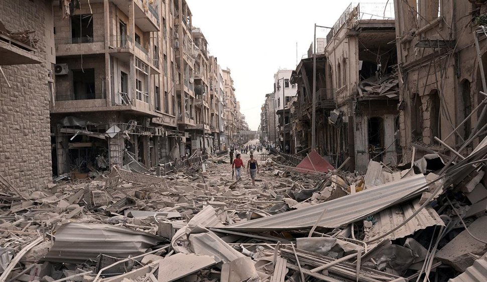 Ολάντ: Η Γαλλία παρέδωσε όπλα στους Σύρους αντάρτες - Media