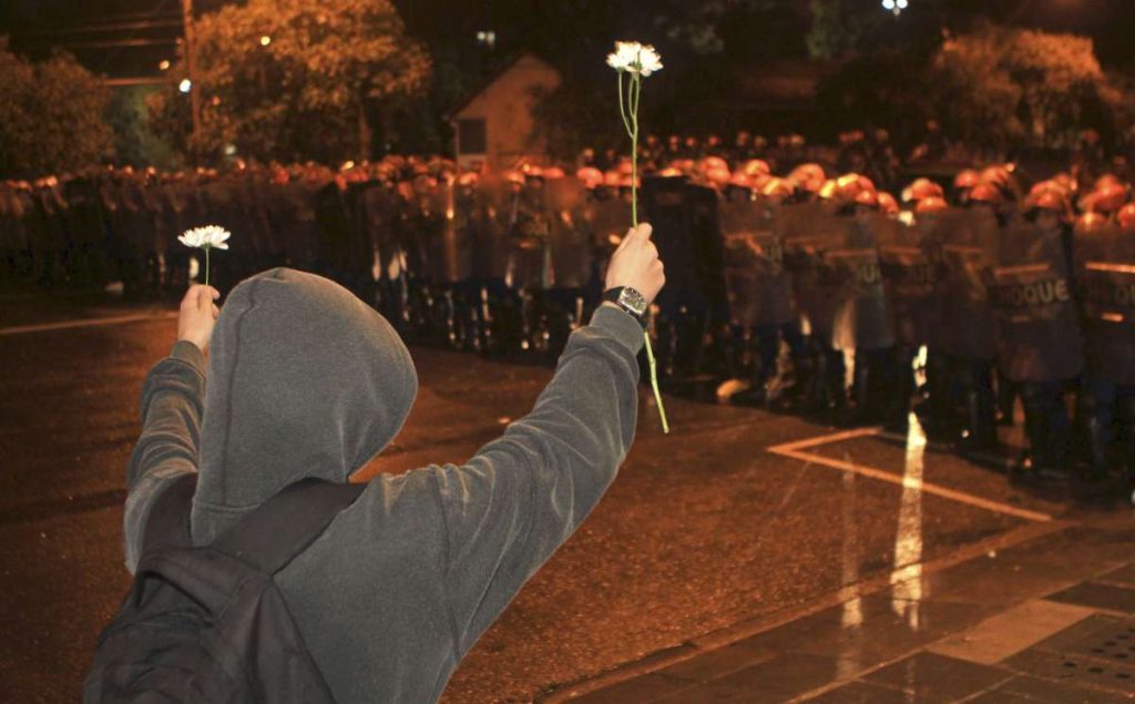Βραζιλία: Νεκρή από ανακοπή λόγω δακρυγόνου - Media