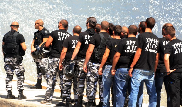 ΧΑ: Έταζε δουλειά με αντάλλαγμα να γίνουν μέλη της - Media