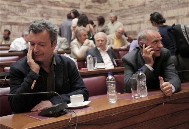 Κόντρα ΣΥΡΙΖΑ- Τατσόπουλου - Media