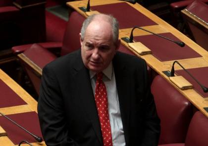 Παραιτείται από κοινοβουλευτικός εκπρόσωπος των ΑΝΕΛ ο Τέρενς Κουίκ - Media