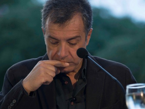 Είναι ο Σταύρος Θεοδωράκης ανιψιός της Δάφνης Σημίτη; - Media