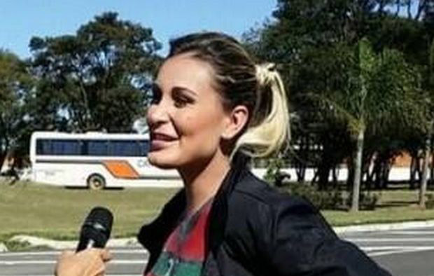 Υποδέχθηκε τόπλες τον Ρονάλντο (Video + Photos) - Media