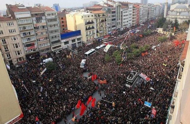 Ερντογάν σε διαδηλωτές: Δεν είναι δημοκρατική η στάση σας - Media