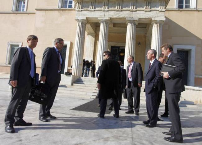 Συνεχίζονται οι διαβουλεύσεις με την τρόικα - Media