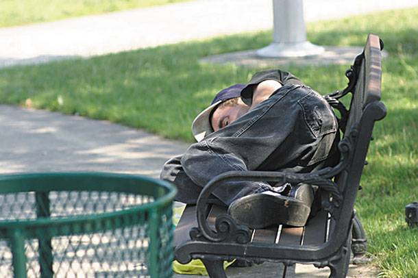 Eurostat: Φτώχεια και κοινωνικός αποκλεισμός στην Ελλάδα - Media