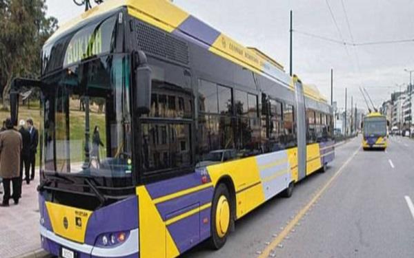 Ελεύθεροι οδηγός και ελεγκτής για τον θάνατο του 19χρονου που δεν είχε εισιτήριο τρόλεϊ - Media