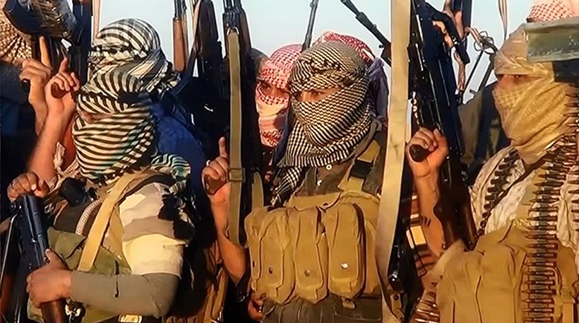 Φρίκη – οι τζιχαντιστές σκότωσαν 250 Σύρους στρατιώτες και δημοσιοποίησαν το βίντεο
 - Media