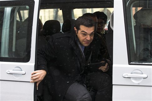 Τσίπρας: Η λιτότητα απέτυχε - Σόιμπλε: Δεν υπάρχει άλλος δρόμος - Media