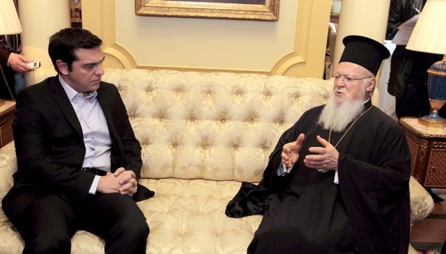 Ο γενικός γραμματέας ενημέρωσης για τον «άθεο προσκυνητή» Τσίπρα - Media