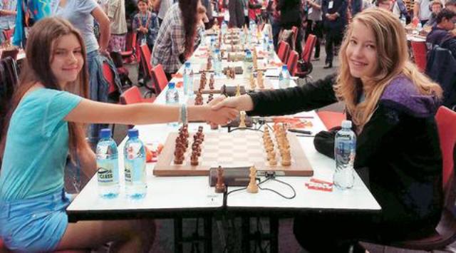 «Βασίλισσα» στο σκάκι η Σταυρούλα Τσολακίδου

 - Media