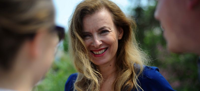 Η Τριερβελέρ «απολαμβάνει» τα 1,3 εκατομμύρια ευρώ απ’ το βιβλίο της! - Media