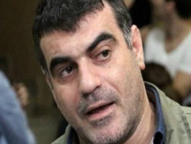 Ελεύθεροι αφέθηκαν Κώστας Βαξεβάνης και Βασίλης Ανδριανόπουλος - Media