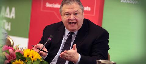 Βενιζέλος: Οι  «λεβέντες» οδηγούν την Ελλάδα στην πτώχευση - Media