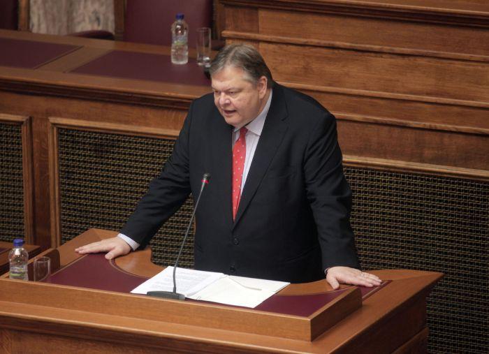 Σε δυσάρεστο κλίμα η ΚΟ του ΠΑΣΟΚ - Media